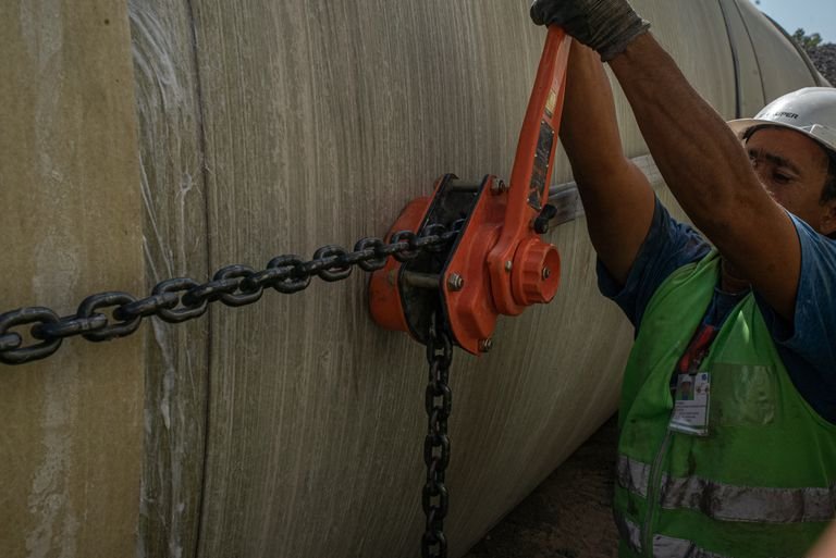 Manual Chain Hoists Safely